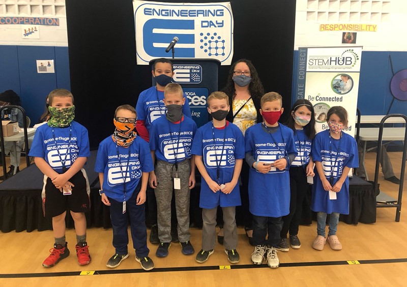 NTH Elementary Students at Engineering Day